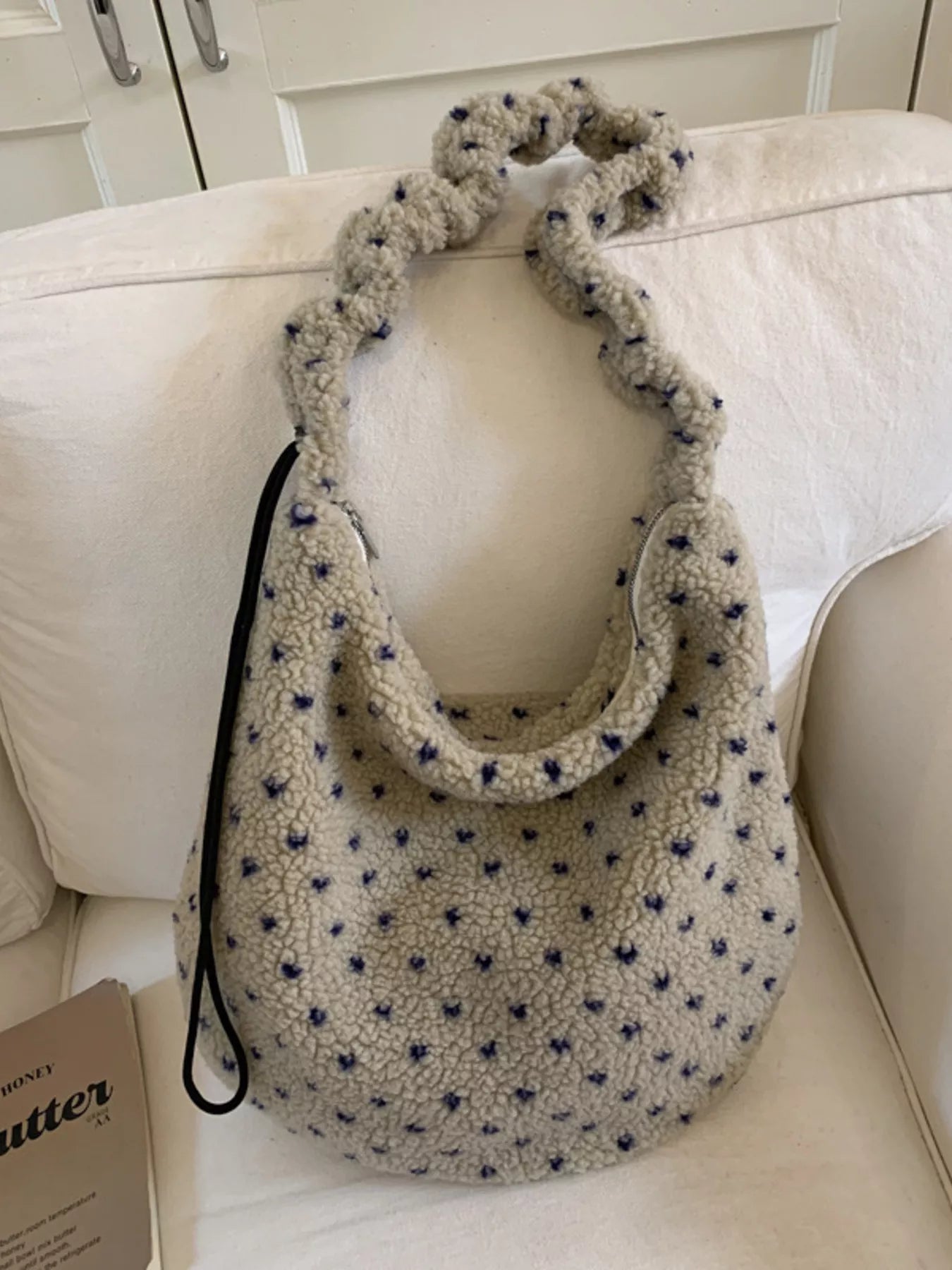 183f69e8dd434fe5b18d3dca1755a384-Max-Origin